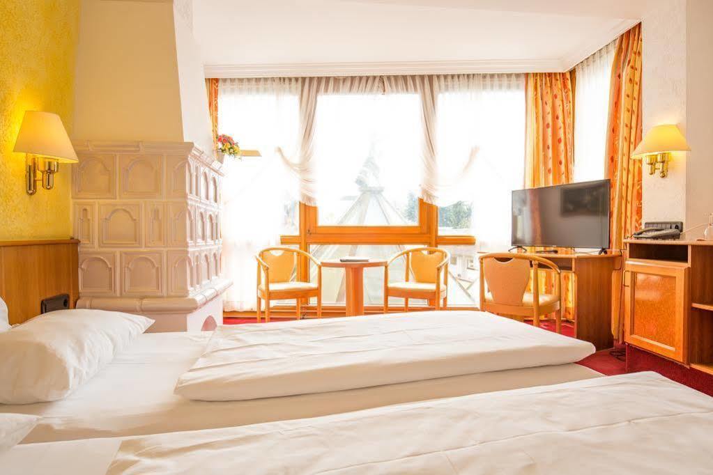 Hotel Kubler Stars à Karlsruhe Extérieur photo